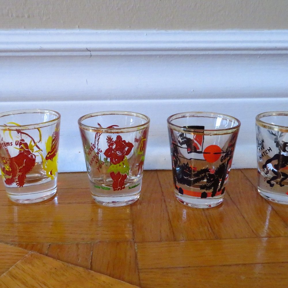 4 Vintage Rumpus Shot Glasses, Federal Glass Jungle Natives "Here's Lookin at Yo